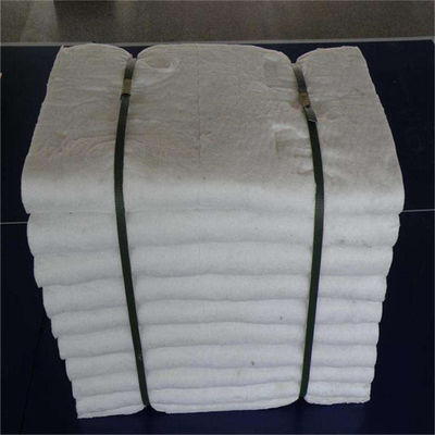Couverture en fibres céramiques d'isolation thermique certifiée CE avec une teneur en MgO de 0,8-1%.2