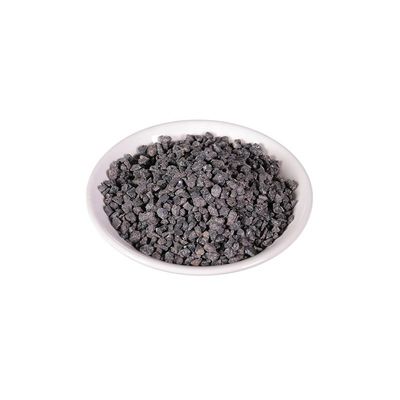 Poudre d'oxyde d'aluminium brun avec une densité de masse de 2,0 à 2,5 g/cm3 et une teneur en CaO de 0,1%