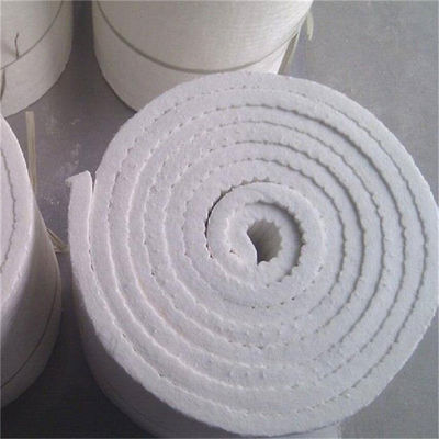 Matériau isolant couverture en fibres céramiques d'aluminosilicate à haute réfractabilité