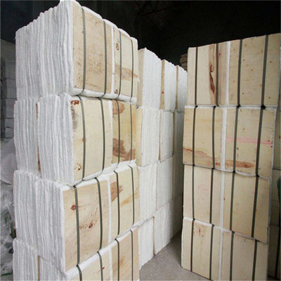 DENSITÉ en vrac 64/96/128/160 kg/m3 de fibres céramiques résistantes au feu pour les produits frigorifiques