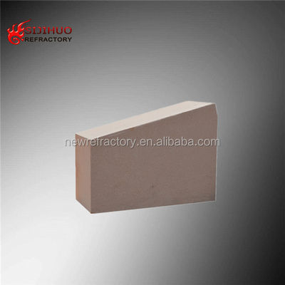 230x114x65mm Densité en vrac 0,6-0,8 g/cm3 Diatomite pour l'isolation