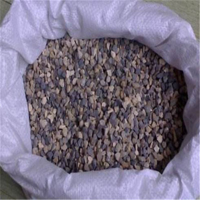 Certifié ISO9001 Minerai d'aluminium à foudre sous le puits Bauxite 90% de teneur en MgO et abordable