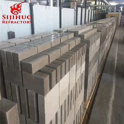 Niveaux d'incendie des poêles à feu de paroi Blocs d'aluminium Briques d'argile à feu avec 1,2-1,4% de teneur en SiC