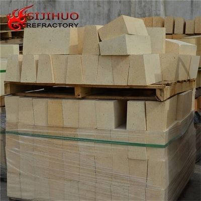 70-75% de teneur en Al2O3 Briques d'alumine antistrip pour fours industriels sur le marché