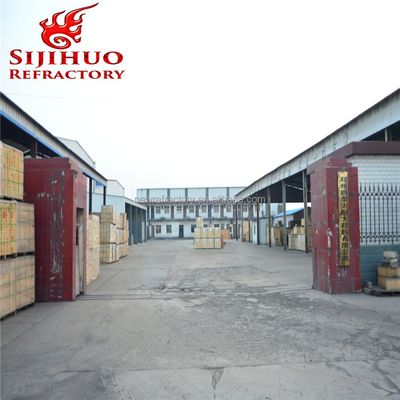 50 MT/jour de briques réfractaires de capacité pour les fours industriels jaunes de la centrale de Sijihuo
