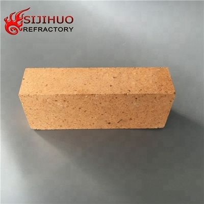 230x114x65 mm Briques d'argile rouge pour puits avec 0,34% de teneur en CaO